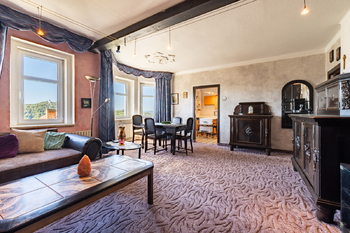 Prodej domu, 320 m2, Karlovy Vary