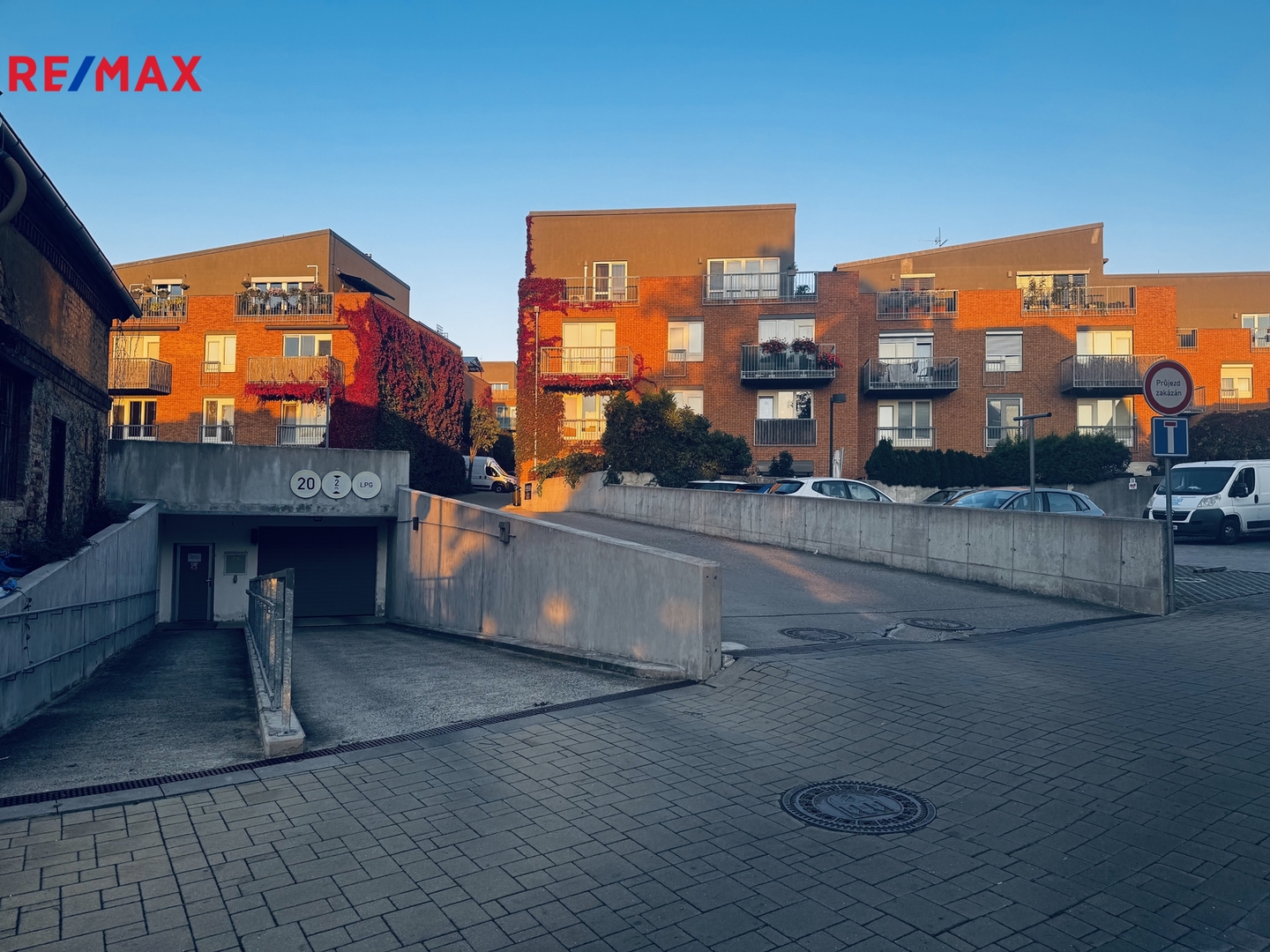 Prodej malého objektu, 19 m2, Praha 10 - Uhříněves