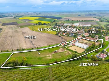 Prodej domu, 740 m2, Chlumín