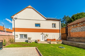 Prodej domu, 108 m2, Klobuky