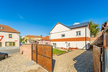Prodej domu, 108 m2, Klobuky