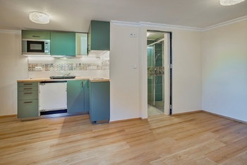 Pronájem bytu 1+kk v osobním vlastnictví, 42 m2, Horoměřice