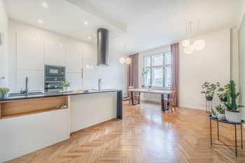 Prodej bytu 3+kk v osobním vlastnictví, 88 m2, Praha 5 - Smíchov