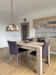 Pronájem bytu 1+kk v osobním vlastnictví, 34 m2, Kladno