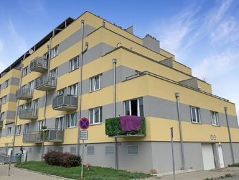 Pronájem bytu 1+kk v osobním vlastnictví, 34 m2, Kladno