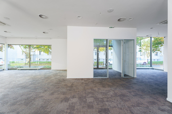 Pronájem komerčního objektu, 215 m2, Čelákovice