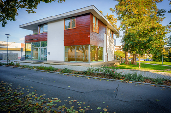 Pronájem komerčního objektu, 215 m2, Čelákovice