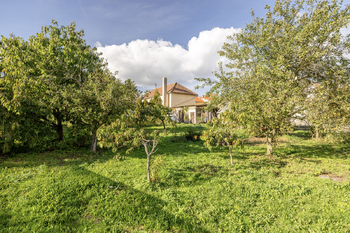 Prodej pozemku, 841 m2, Kostomlaty pod Řípem