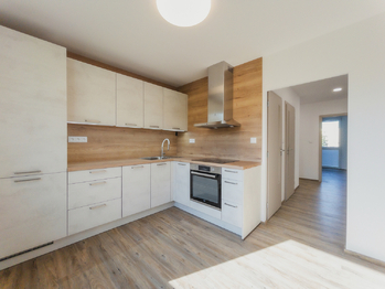 Prodej bytu 3+1 v osobním vlastnictví, 76 m2, Hradec Králové