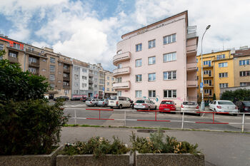 Pronájem bytu 2+kk v osobním vlastnictví, 51 m2, Praha 4 - Podolí