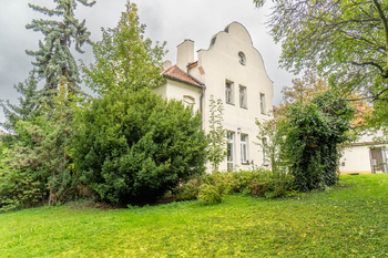 Prodej domu, 200 m2, Praha 10 - Strašnice