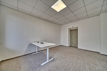 Pronájem komerčního objektu, 18 m2, Chlumec nad Cidlinou