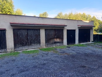 Pronájem malého objektu, 18 m2, Slaný