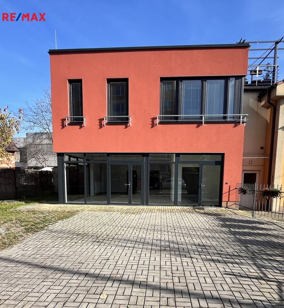 Pronájem komerčního objektu, 180 m2, Praha 4 - Chodov