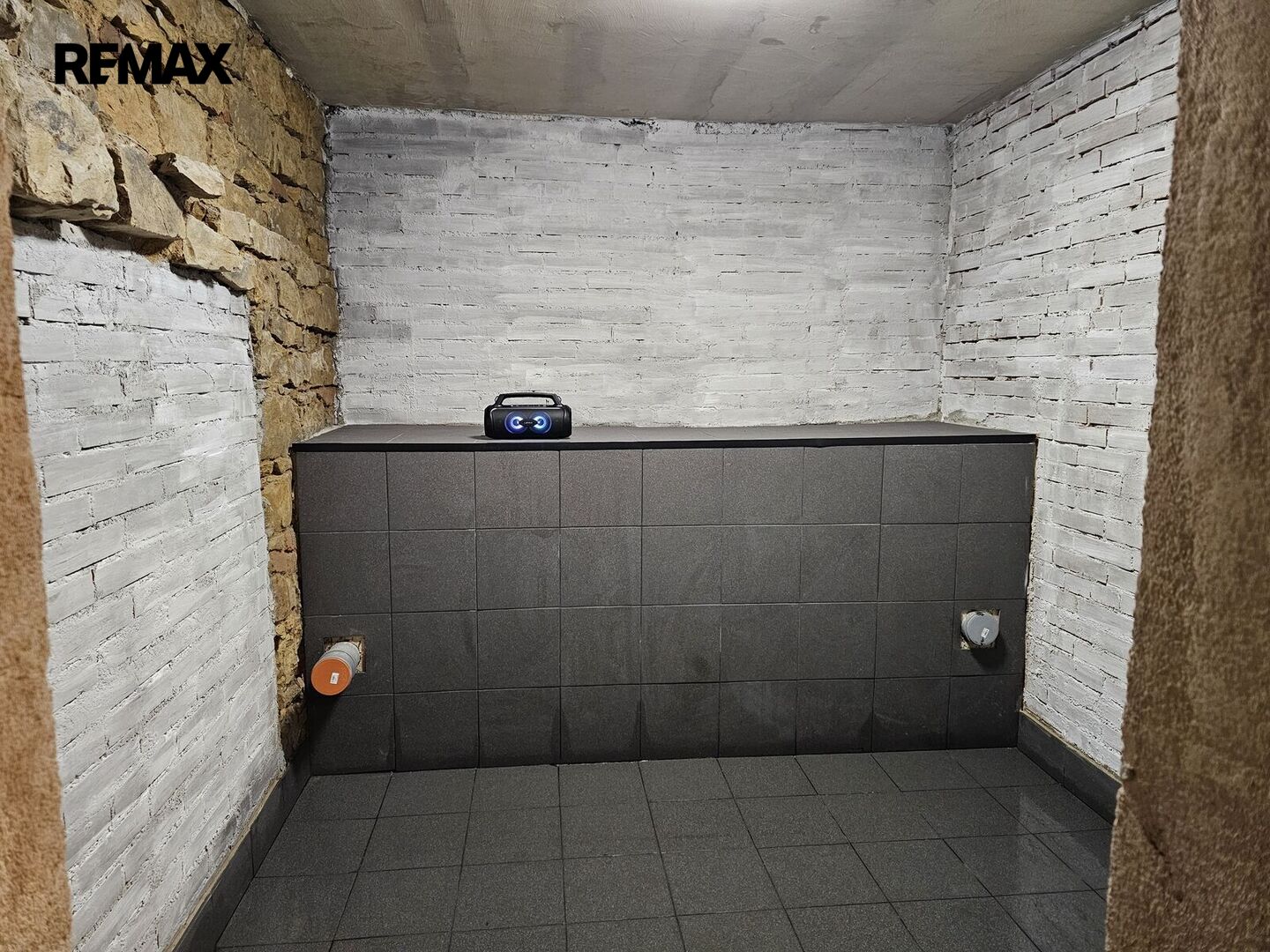 Pronájem obchodního prostoru, 110 m2, Praha