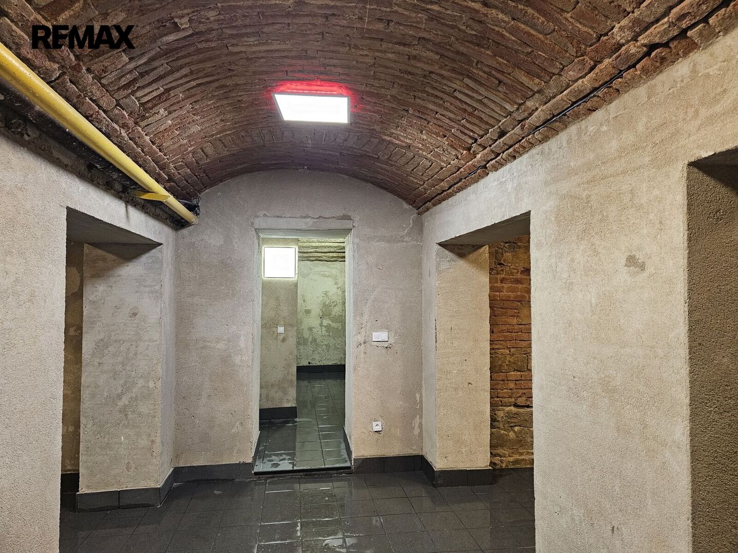 Pronájem obchodního prostoru, 110 m2, Praha