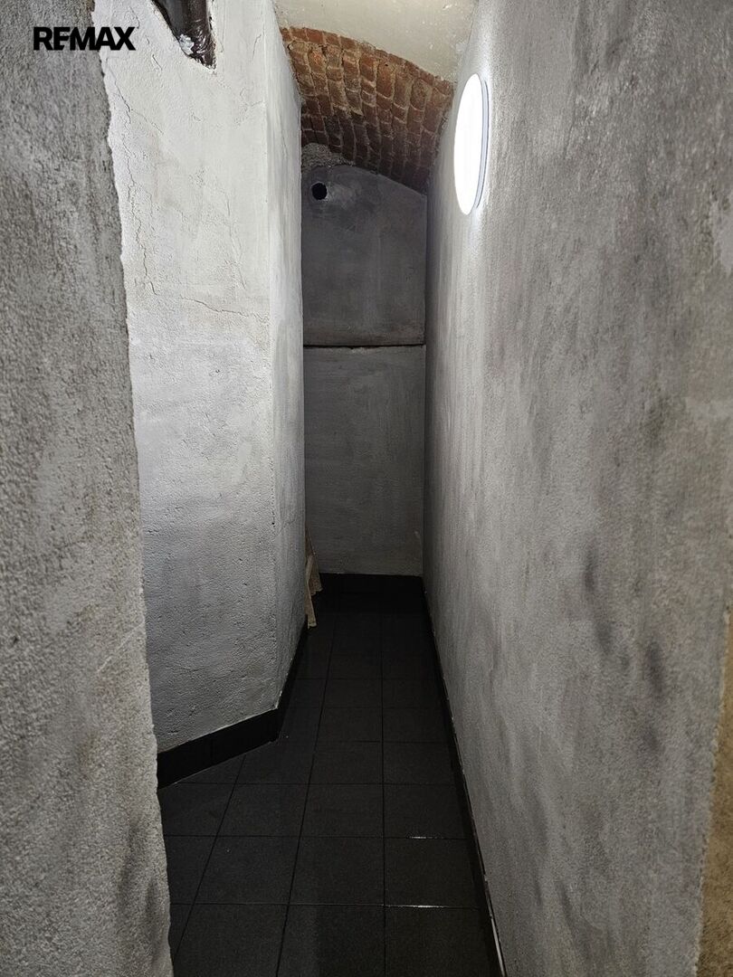 Pronájem obchodního prostoru, 110 m2, Praha
