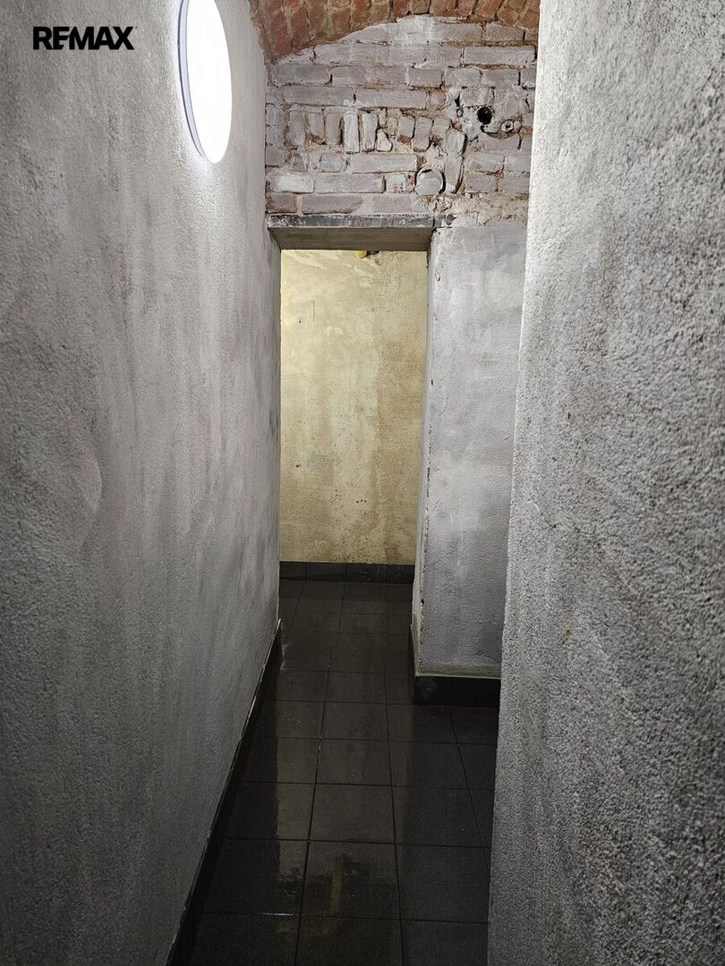 Pronájem obchodního prostoru, 110 m2, Praha