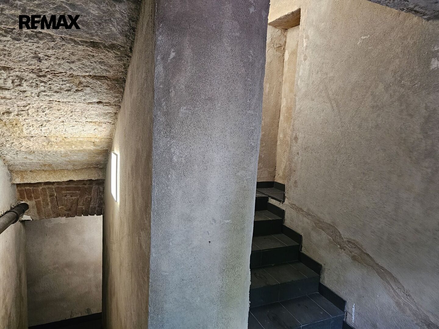 Pronájem obchodního prostoru, 110 m2, Praha