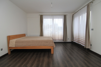 Prodej bytu 1+kk v osobním vlastnictví, 39 m2, Karlovy Vary