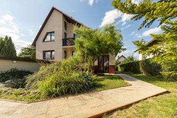 Pronájem bytu 1+kk v osobním vlastnictví, 36 m2, Bříství