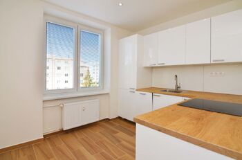 Pronájem bytu 3+1 v osobním vlastnictví, 78 m2, Praha 3 - Žižkov