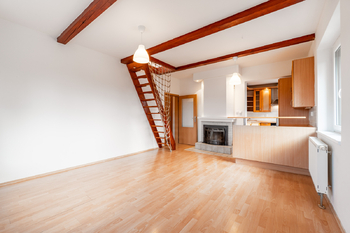 Pronájem bytu 2+kk v osobním vlastnictví, 49 m2, Černošice