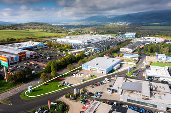 Pronájem komerčního objektu, 1210 m2, Ústí nad Labem