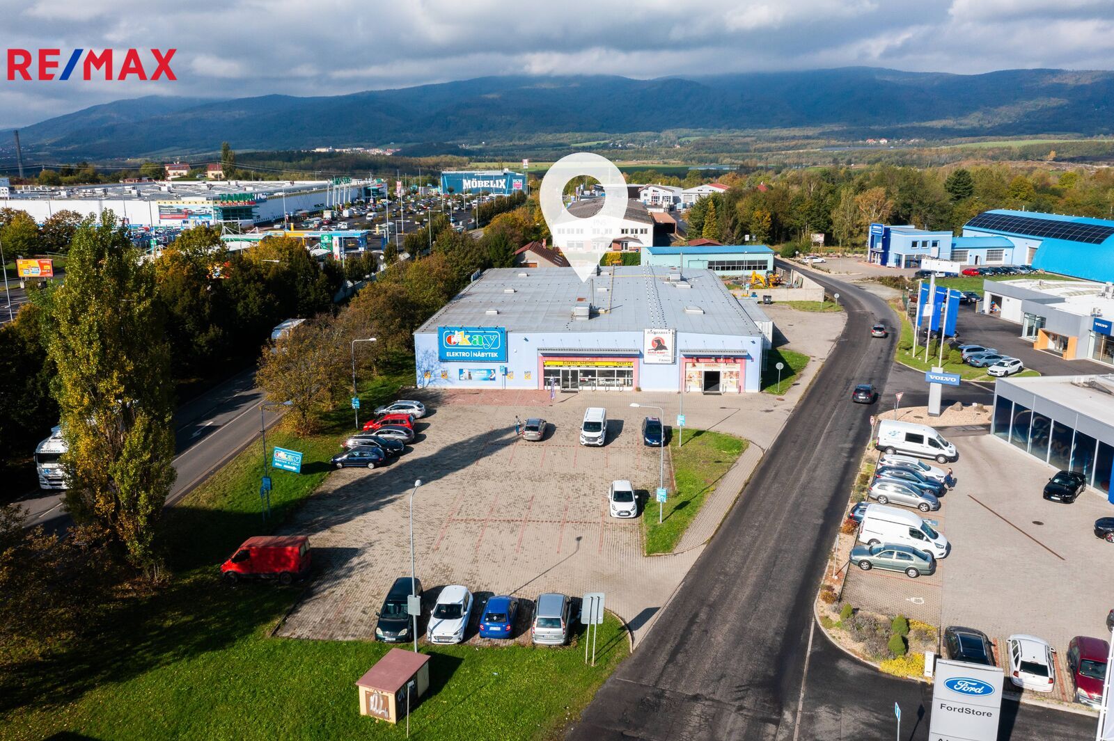 Pronájem komerčního objektu, 1210 m2, Ústí nad Labem