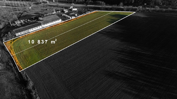 Prodej pozemku, 10837 m2, Veltrusy