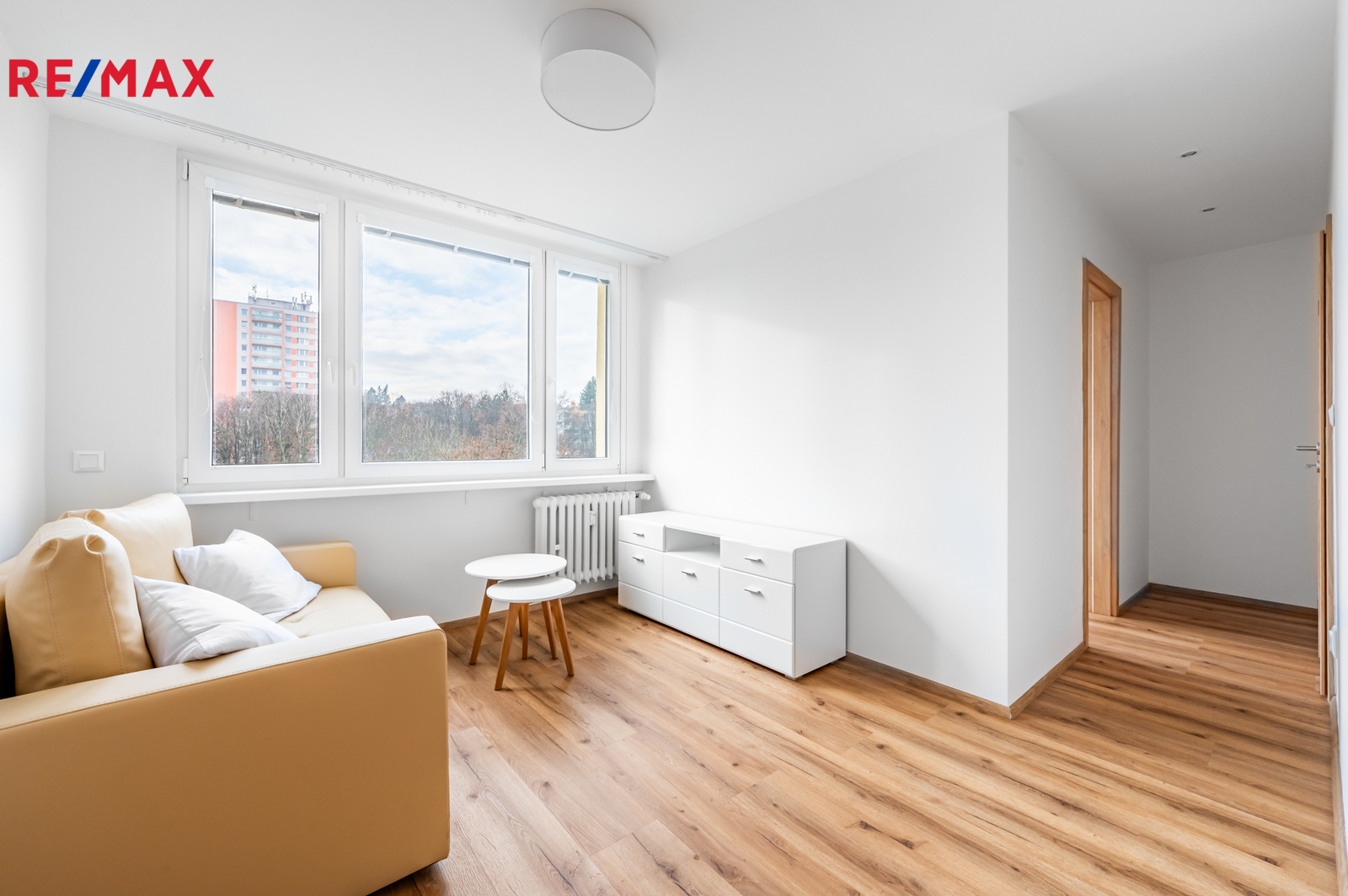 Pronájem bytu 3+1 v osobním vlastnictví, 55 m2, Praha 8 - Kobylisy