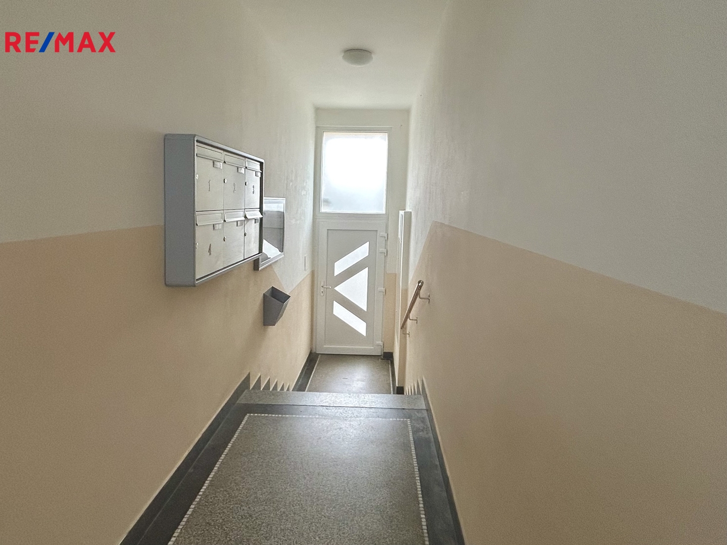 Prodej nájemního domu, 450 m2, Slaný