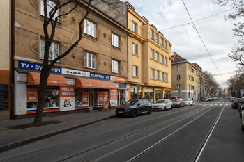 Pronájem komerčního objektu, 501 m2, Praha 10 - Strašnice