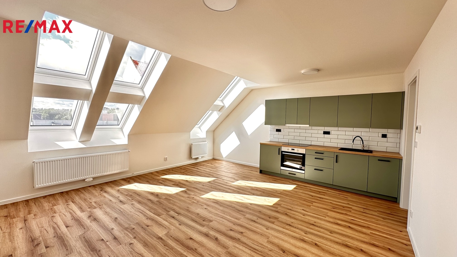 Pronájem bytu 1+kk v osobním vlastnictví, 40 m2, Kladno