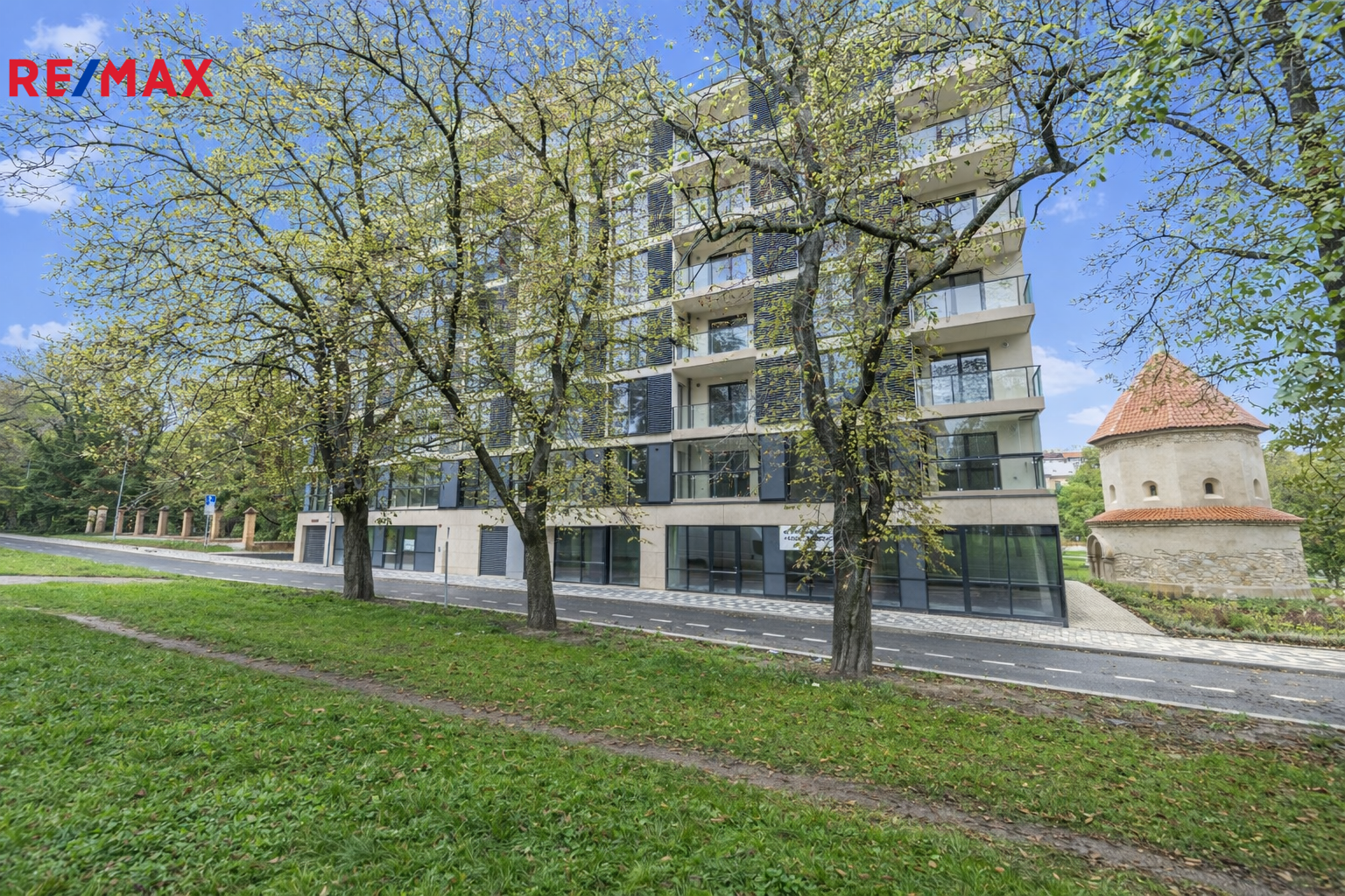 Pronájem bytu 2+kk v osobním vlastnictví, 52 m2, Praha 6 - Břevnov