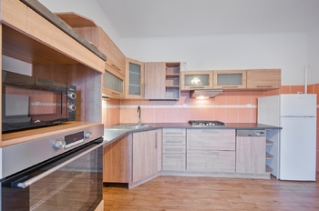 Pronájem bytu 1+1 v osobním vlastnictví, 51 m2, Aš