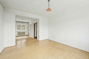 Prodej bytu 3+1 v osobním vlastnictví, 84 m2, Týnec nad Sázavou