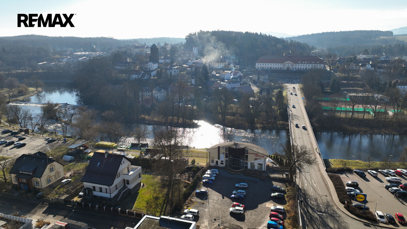 Prodej obchodního prostoru, 200 m2, Týnec nad Sázavou