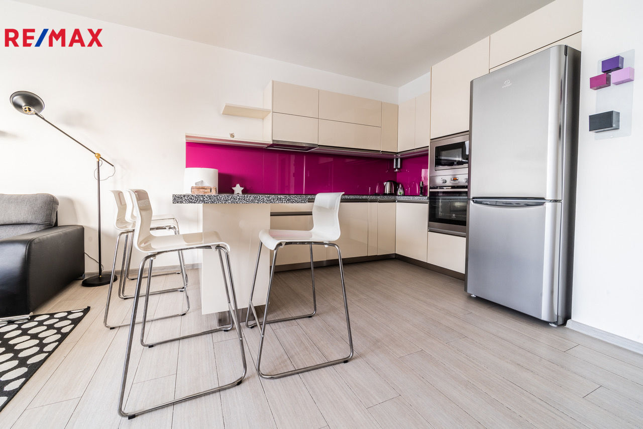 Pronájem bytu 2+kk v osobním vlastnictví, 62 m2, Pardubice