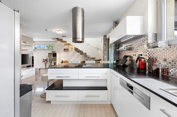 Prodej domu, 265 m2, Křenice