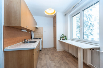 Pronájem bytu 4+1 v osobním vlastnictví, 73 m2, Praha 6 - Veleslavín