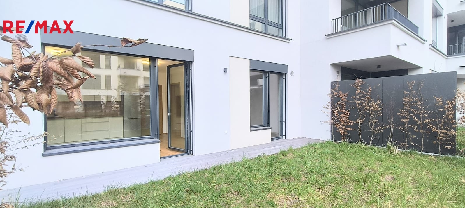 Pronájem bytu 2+kk v osobním vlastnictví, 46 m2, Praha 4 - Nusle