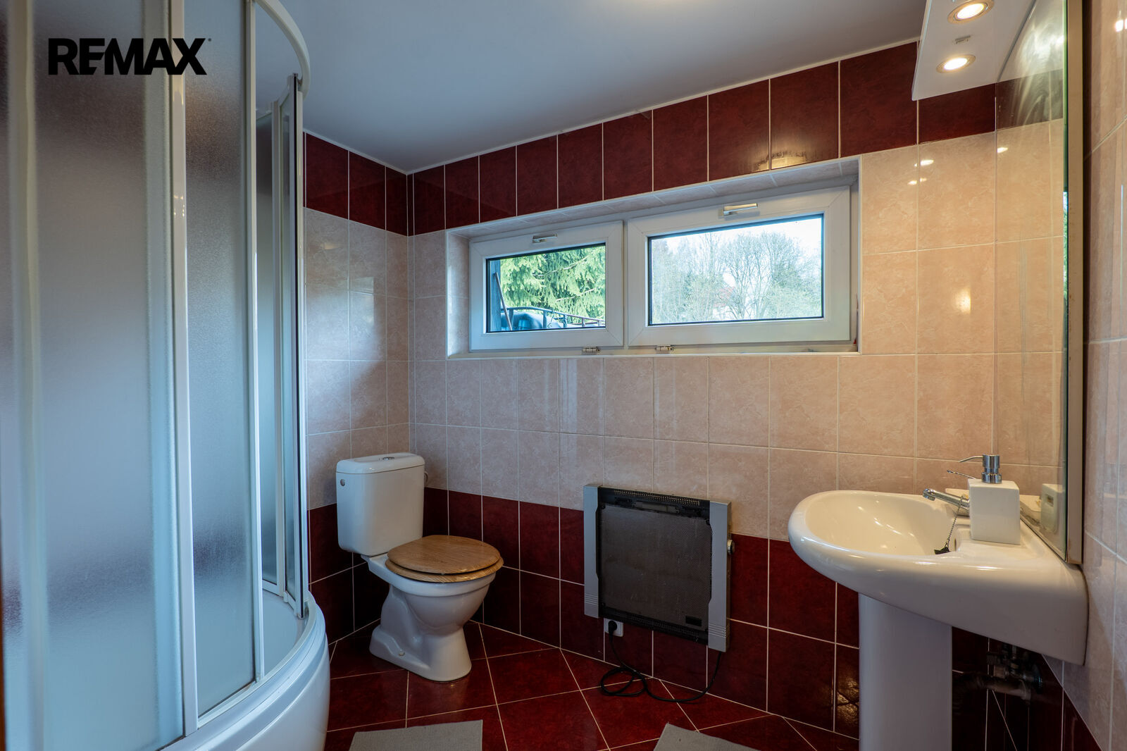 Prodej rodinného domu, 180 m2, Vejprty