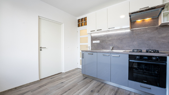 Pronájem bytu 4+1 v družstevním vlastnictví, 85 m2, Brno