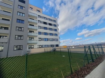 Pronájem bytu 3+kk v osobním vlastnictví, 63 m2, Praha 5 - Hlubočepy