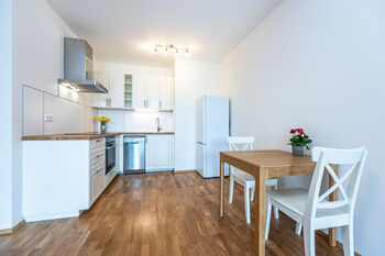 Pronájem bytu 2+kk v osobním vlastnictví, 56 m2, Praha 4 - Modřany