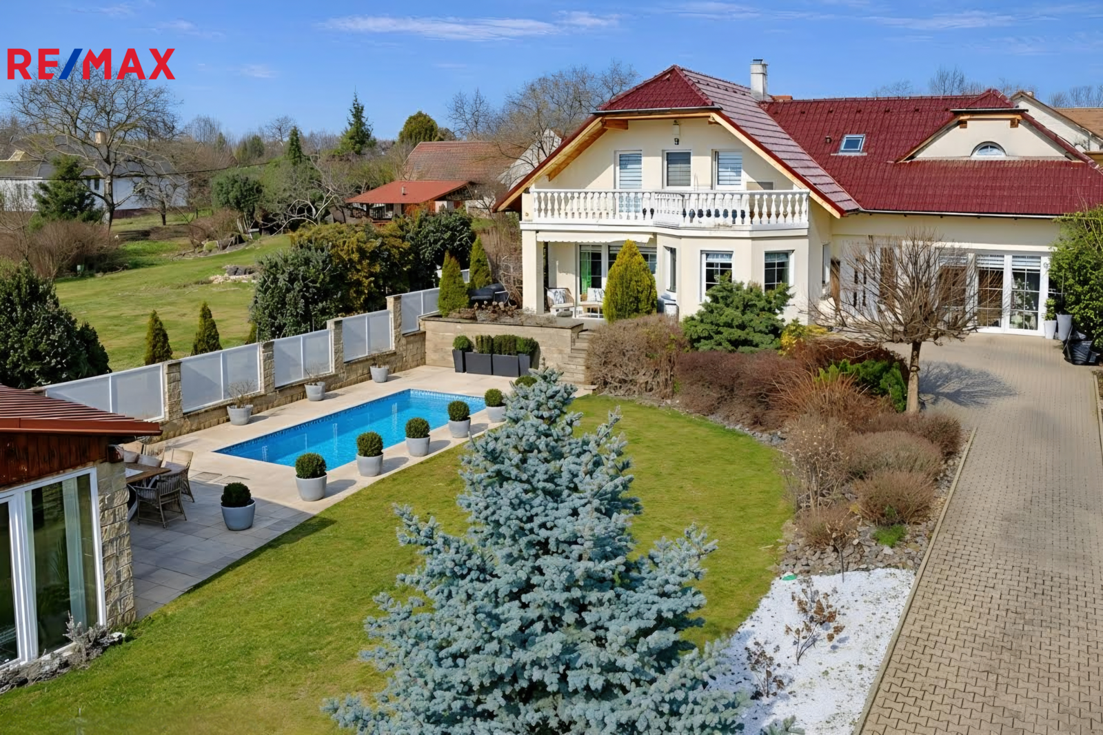 Prodej domu, 243 m2, Kly