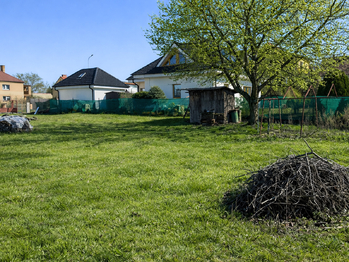 Pronájem pozemku, 751 m2, Boršov nad Vltavou