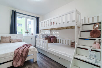 Pronájem bytu 2+kk v osobním vlastnictví, 49 m2, Šlapanice