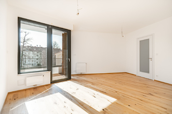 Pronájem bytu 1+kk v osobním vlastnictví, 34 m2, Praha 4 - Nusle